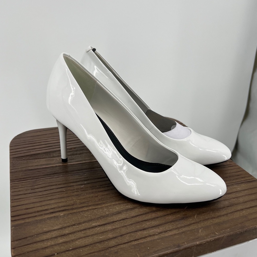 Marc Fisher Rigby3 White Patent Pointed Toe Stiletto Pumps Womens 7.5 High Heels
